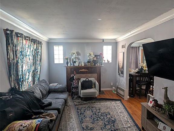3rd image of 7500 Leadale Dr