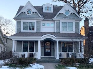 4610 Oakwood Ave, Downers Grove, IL 60515