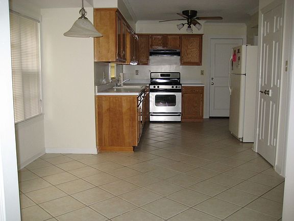 Sunny Breakfast area