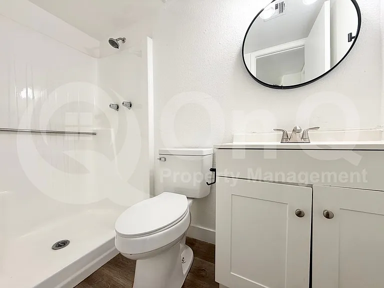 2801 E Marconi Ave #101 — Photo 9