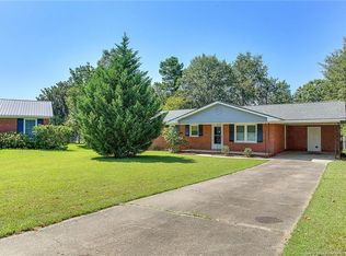 7539 Hargrove Ct, Fayetteville, NC 28303