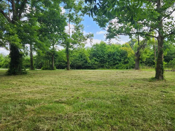 2 N Wilkes Street, Chadbourn, NC 28431