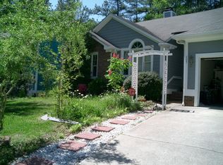 107 Hanford Rd, Chapel Hill, NC 27516