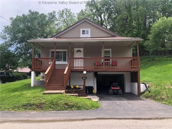 329 3rd Ave, Ripley, WV 25271