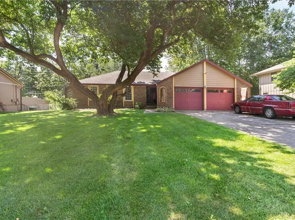 10807 W 71st St, Shawnee, KS 66203
