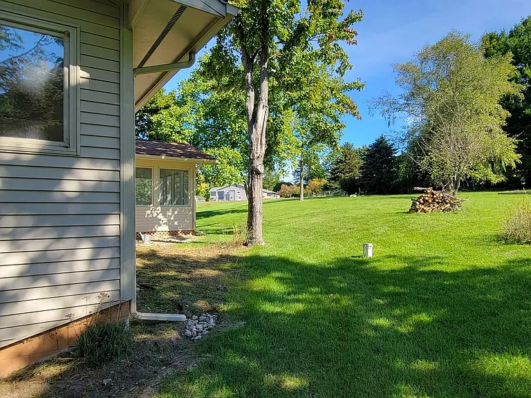 8892 Sunset W — Photo 12