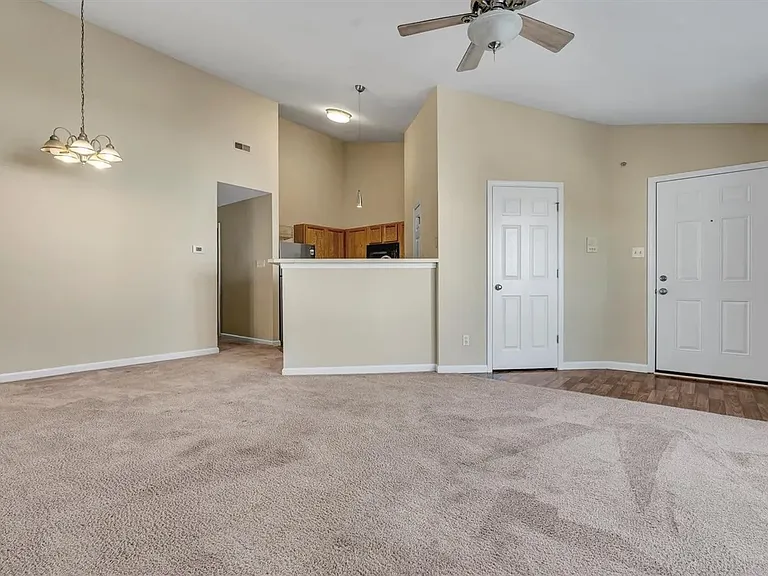 214 Timber Creek Dr #C — Photo 5