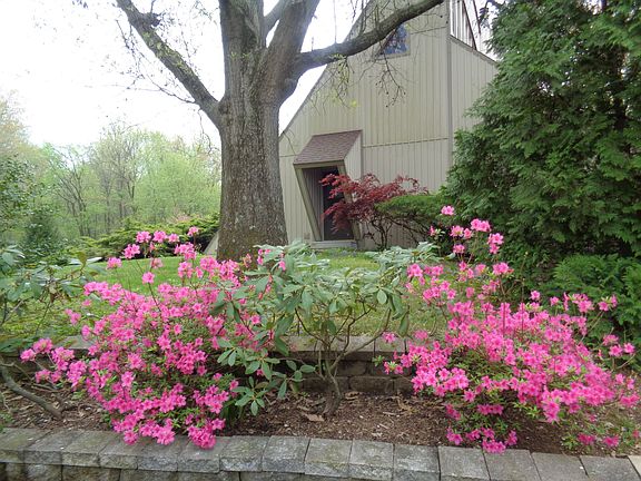 3rd image of 1168 E County Road 350 N