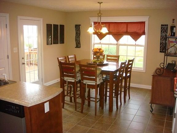 4th image of 959 Cindy Jo Ct