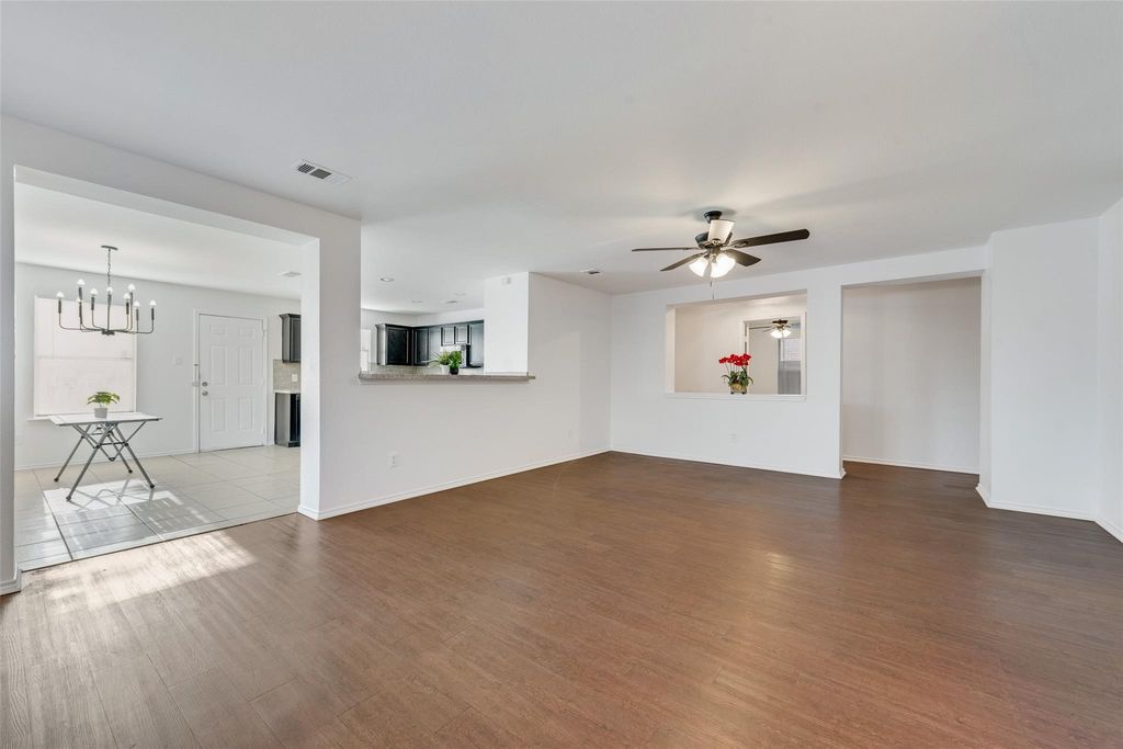 3105 Silver Creek Dr, Mesquite, TX - View 4