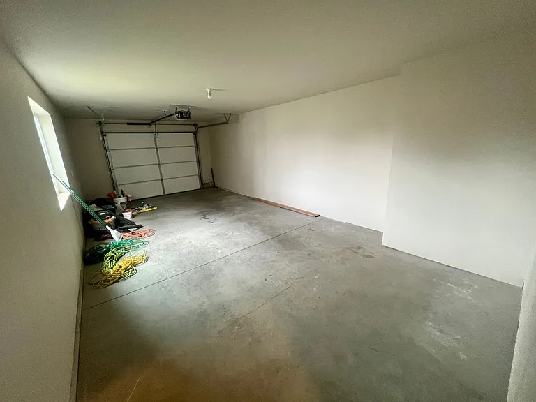 114 SE Roosevelt Ave #&-2 — Photo 11