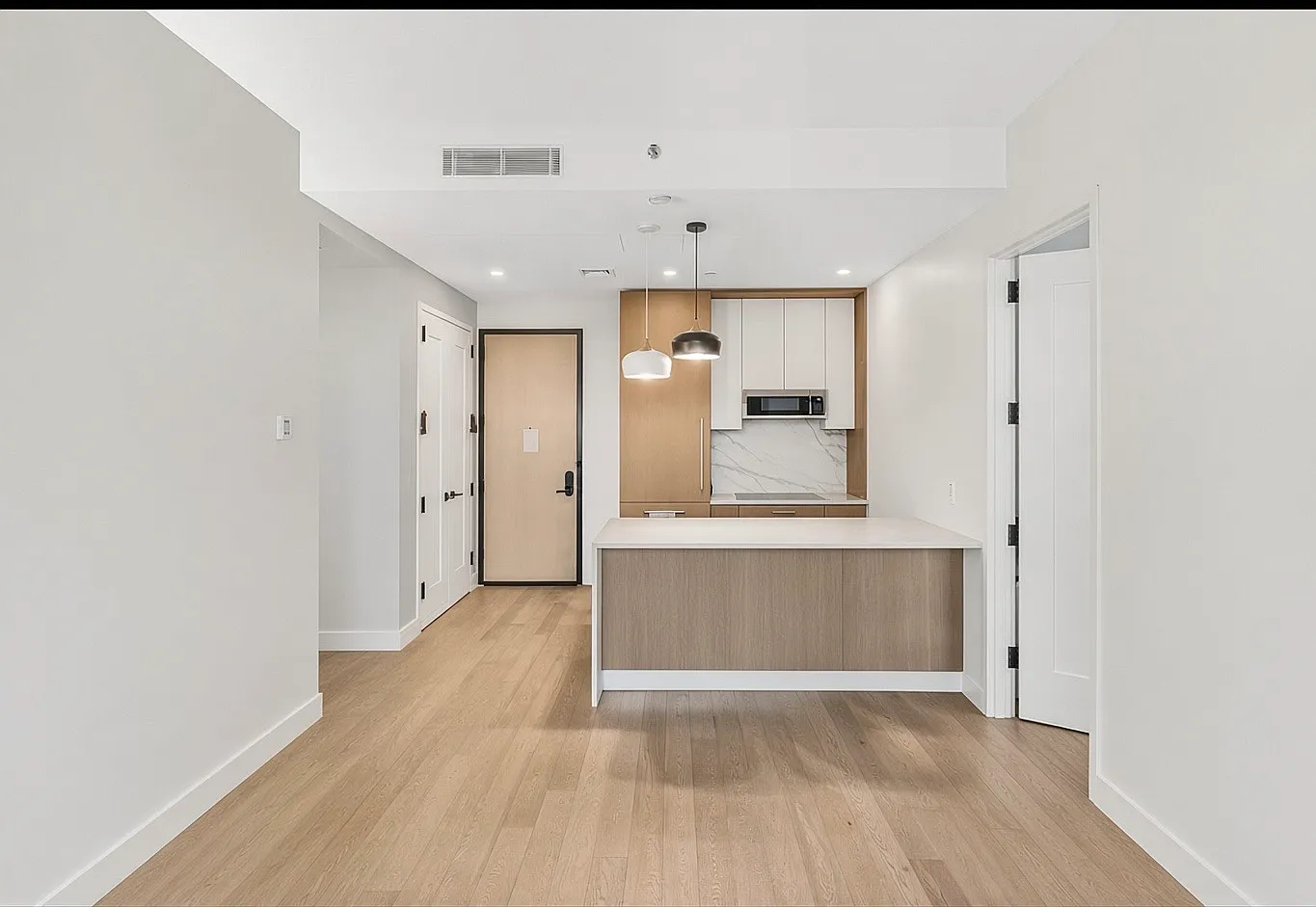 21-41 46th Avenue — Photo 4