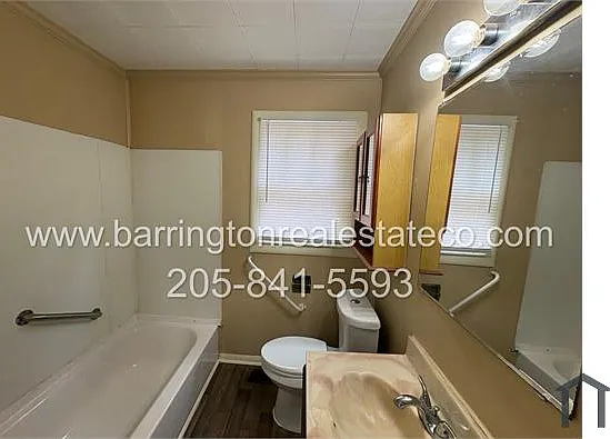 924 Dartmouth Ct — Photo 4