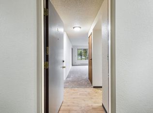 2230 N 106th St APT 101, Seattle, WA 98133
