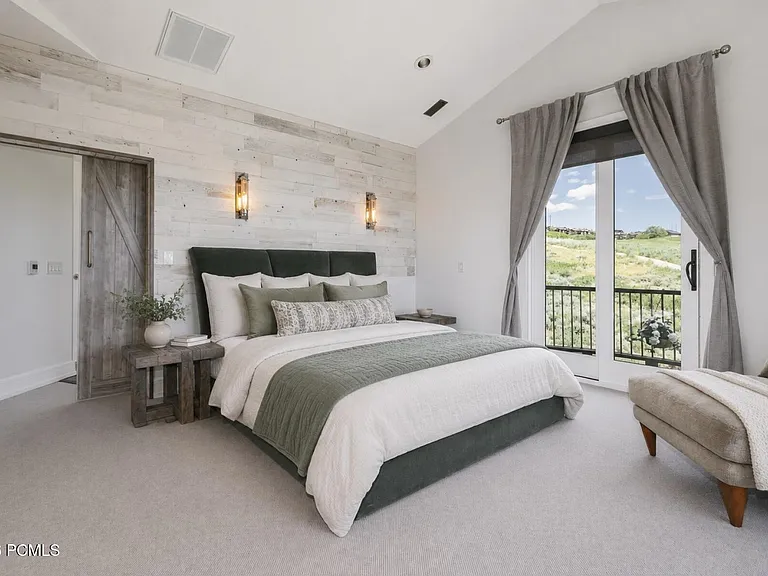 1135 E Lasso Trl — Photo 19