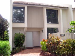 701 Bridgewood Dr #701, Boca Raton, FL 33434