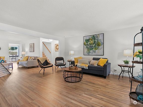 4th image of 1226 K Street NE