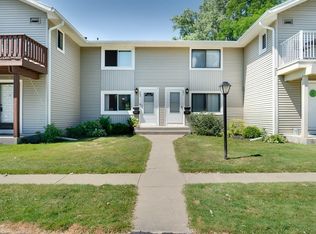 443 Eastbrooke Ln, Rochester, NY 14618