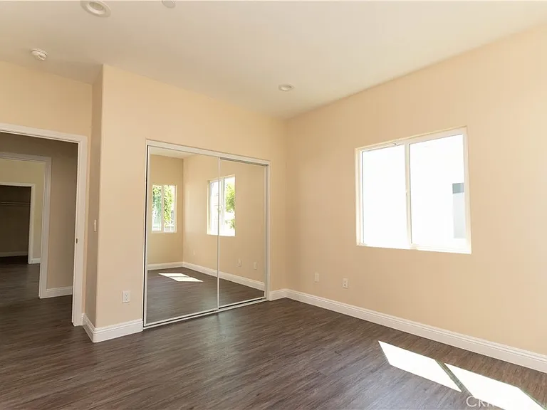 9246 Cedros Ave #6 — Photo 15