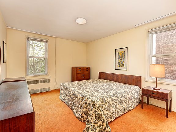 4th image of 3325 90th St APT 3C