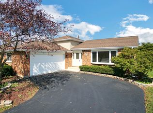 6222 Marsh Ln, Matteson, IL 60443