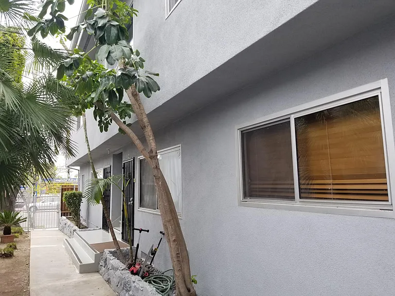 2885 S Robertson Blvd #1 — Photo 15