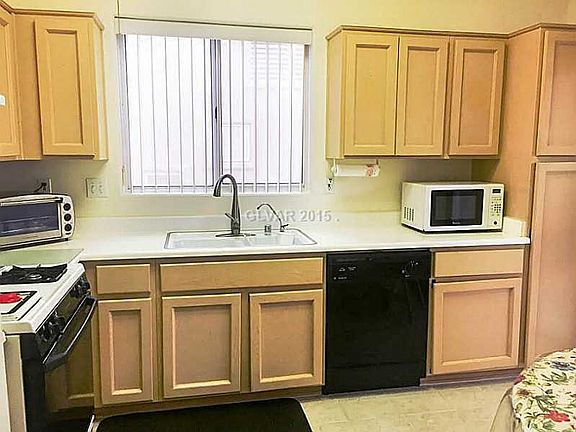 5th image of 10305 Bent Brook Pl