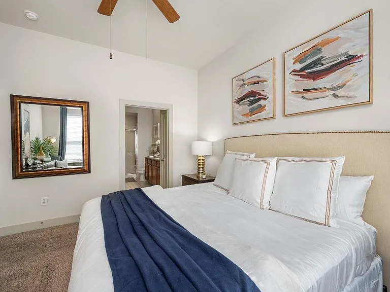 Galleria Parc Apartments — Photo 13