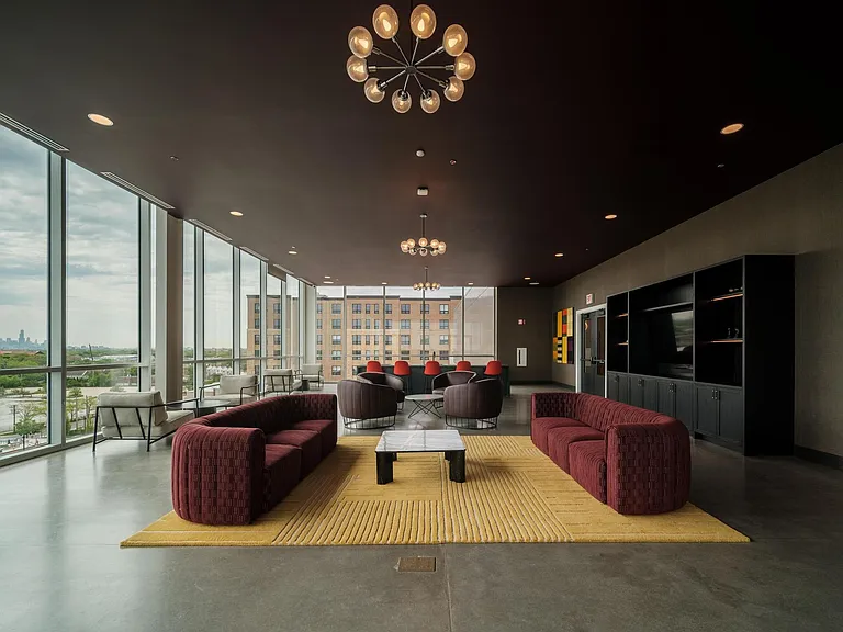 6 Corners Lofts — Photo 19