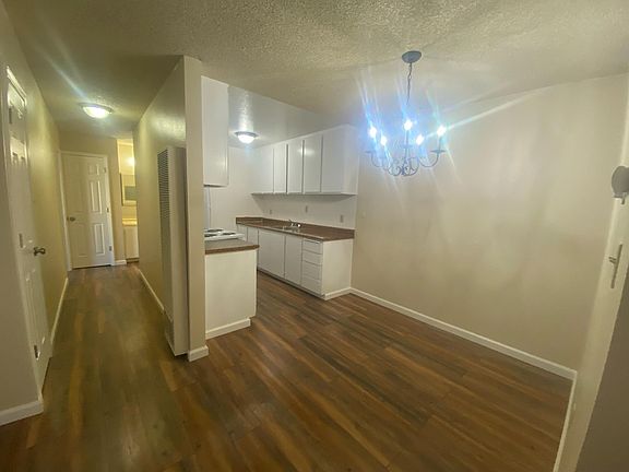 3rd image of 2912 N Tracy Blvd #17