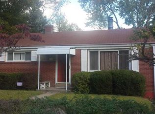 10 McMichael Rd, Carnegie, PA 15106