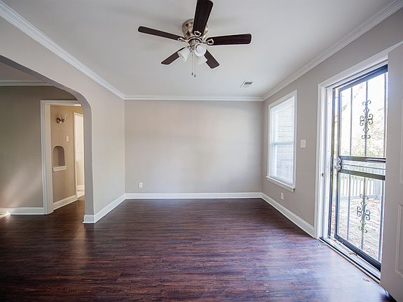 5th image of 3781 Fairoaks Ave