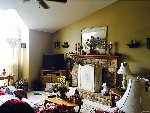 4th image of 4420 Southview Way Dr