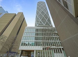 230 Simcoe St #2915-C01, Toronto, ON M5T 0G7