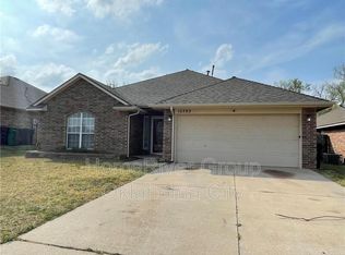 12285 SW 9th St, Yukon, OK 73099
