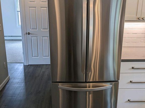 2nd image of 127 Holland Ave #2