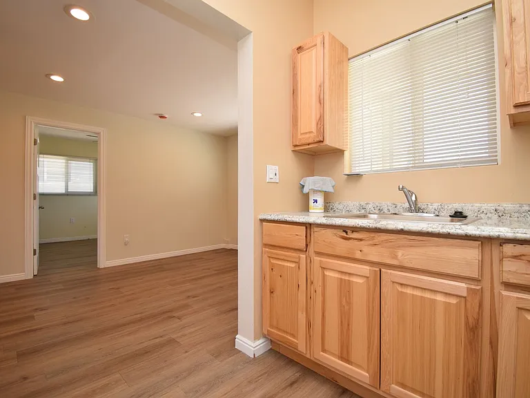 1869 E 7200 S — Photo 11