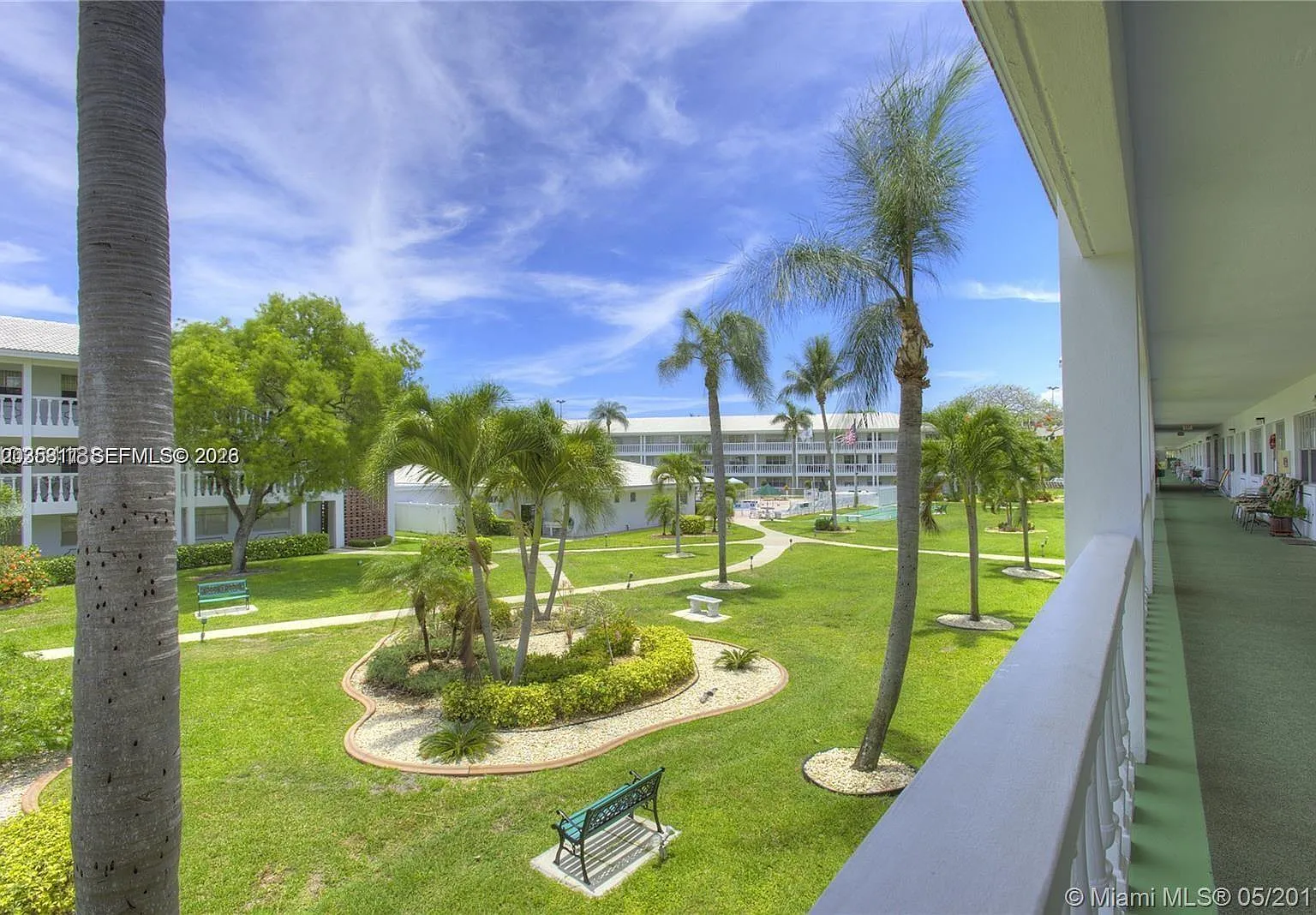 Maybury Mansions Condo — Photo 3
