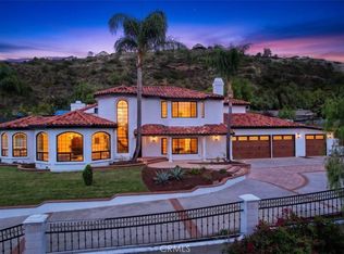12322 Canyon Ter, Santa Ana, CA 92705