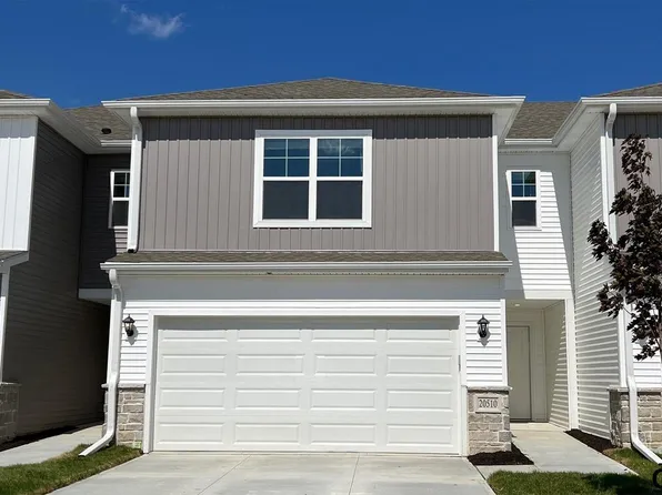 20555 Margo St, Gretna, NE 68028