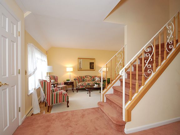 2nd image of 3 Brandy Ct