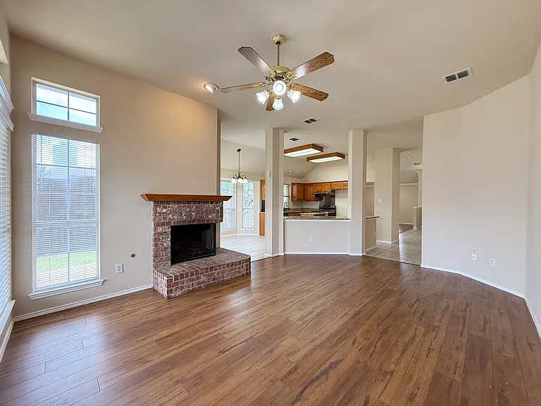 6000 Arlington Dr — Photo 18