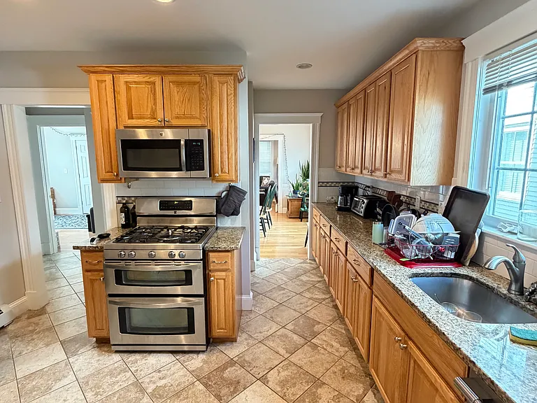 70 Thorndike St — Photo 4
