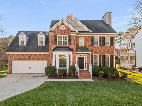 306 Creek Park Dr, Cary, NC 27513