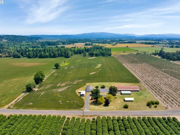 36647 Gilkey Rd, Scio, OR 97374