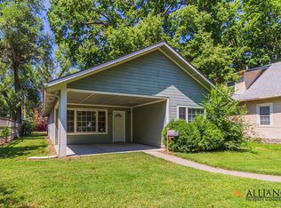 914 Colorado St, Manhattan, KS 66502