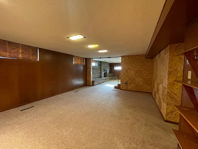 1124 Birch Ln — Photo 37