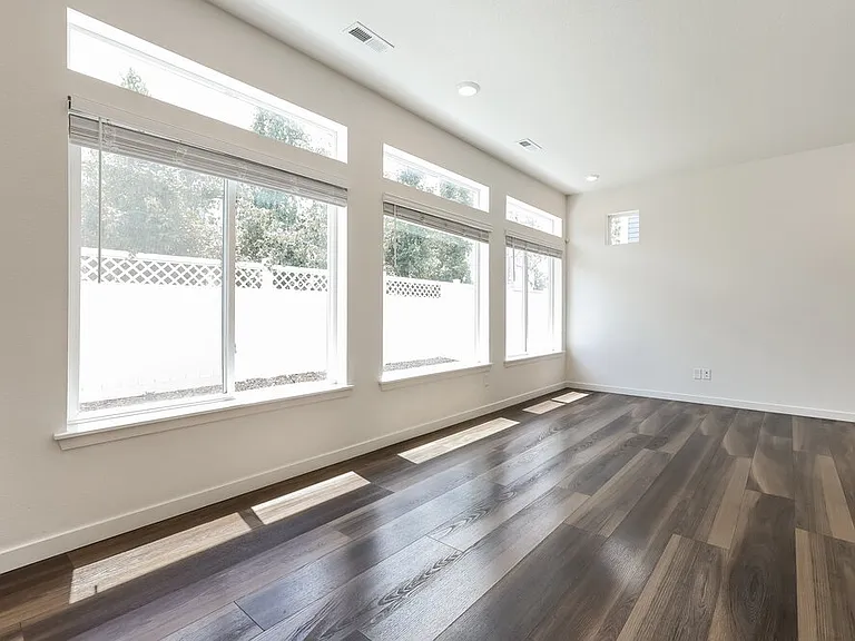4732 N Tower Dr — Photo 8
