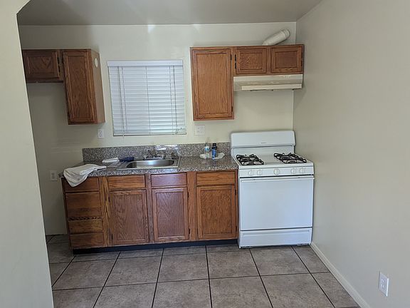 1st floor kitchen