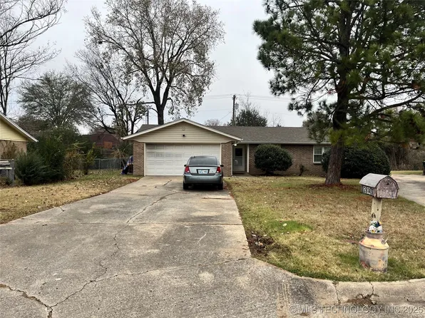 2814 Fredonia St, Muskogee, OK 74403